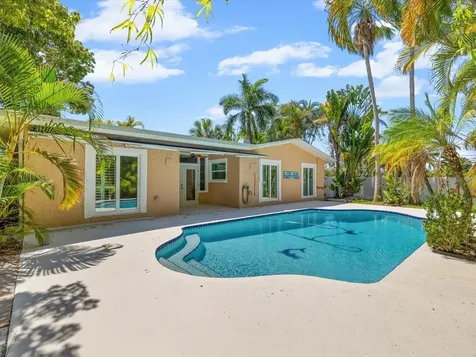 502 Florida Boulevard Crystal Beach FL 34681