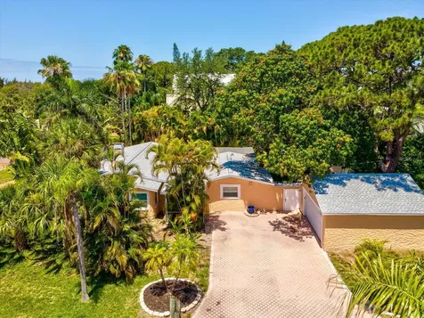 502 Florida Boulevard Crystal Beach FL 34681