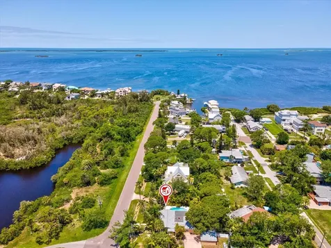 502 Florida Boulevard Crystal Beach FL 34681