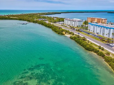 502 Florida Boulevard Crystal Beach FL 34681