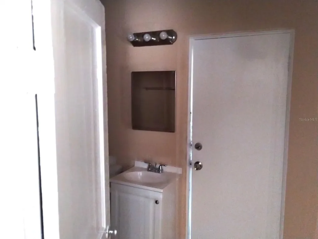 418 E Amelia Avenue Tampa FL 33602