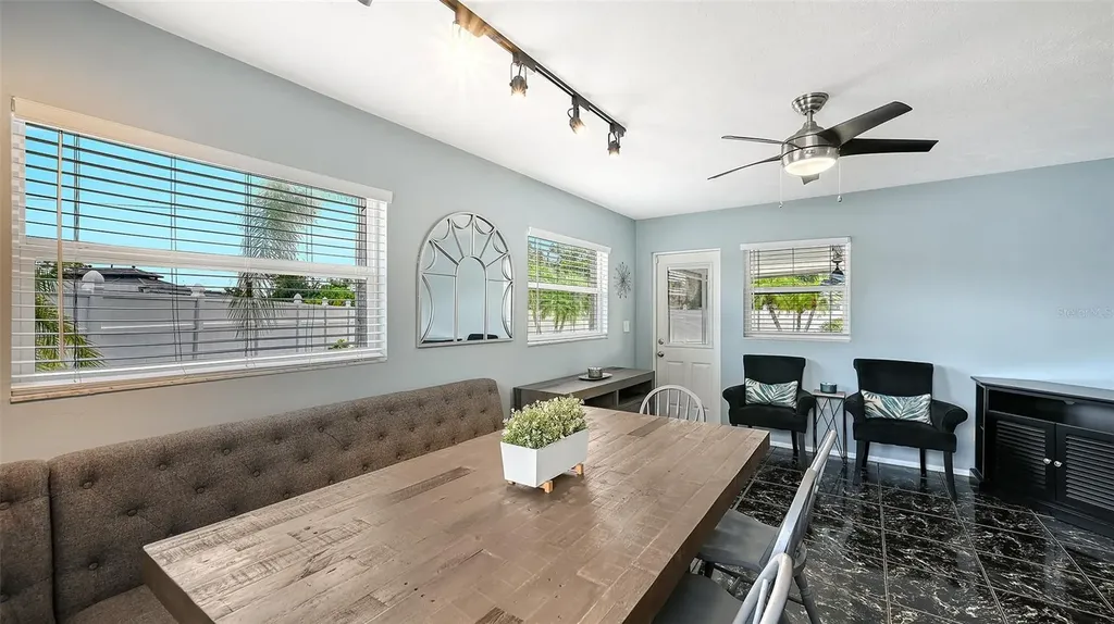 3681 Stokes Dr Drive Sarasota FL 34232