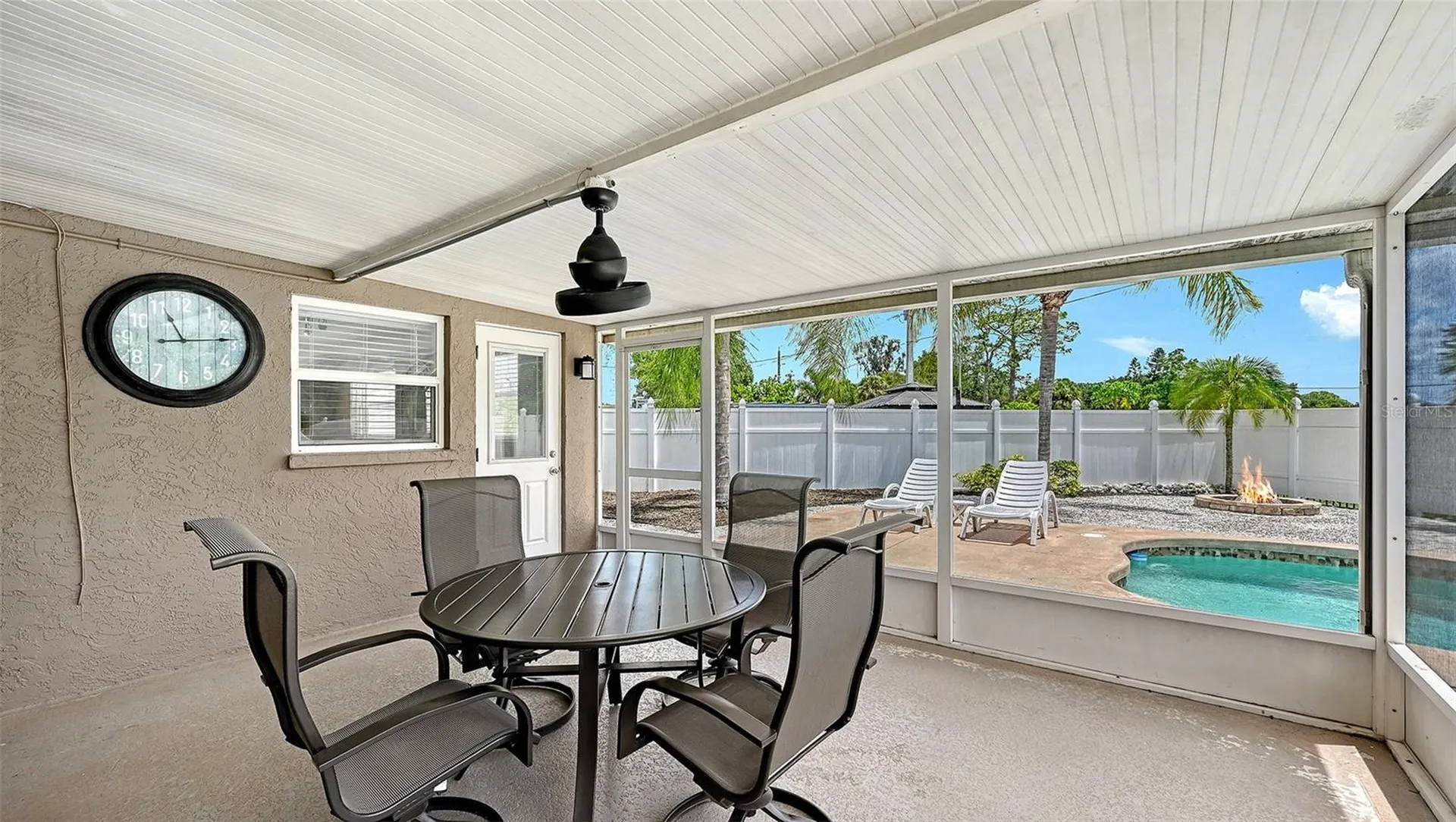 3681 Stokes Dr Drive Sarasota FL 34232
