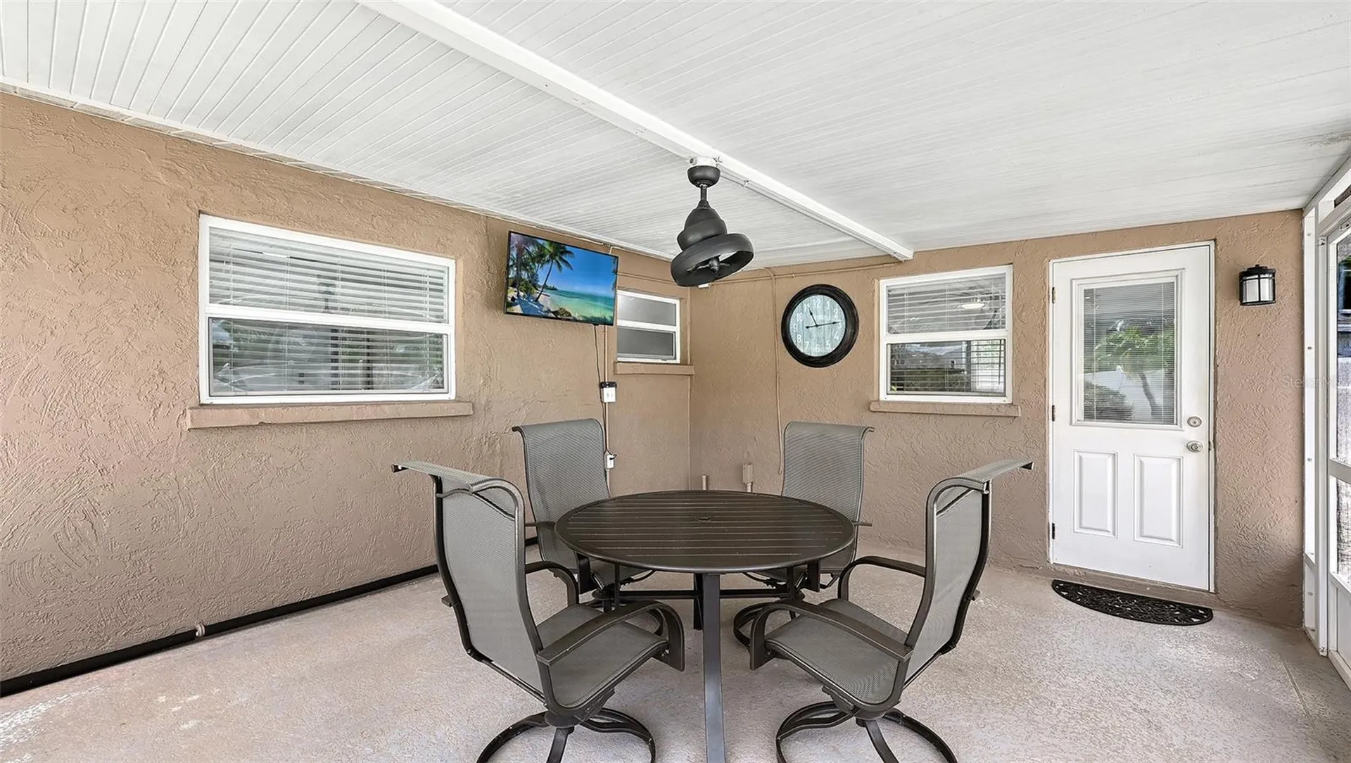 3681 Stokes Dr Drive Sarasota FL 34232