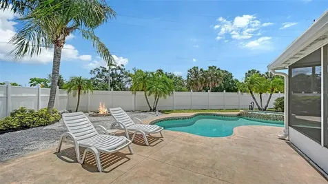 3681 Stokes Dr Drive Sarasota FL 34232