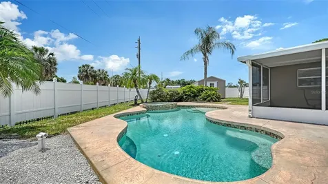 3681 Stokes Dr Drive Sarasota FL 34232