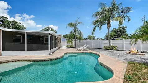 3681 Stokes Dr Drive Sarasota FL 34232