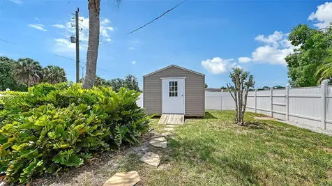 3681 Stokes Dr Drive Sarasota FL 34232