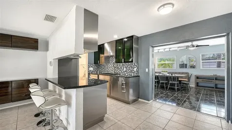 3681 Stokes Dr Drive Sarasota FL 34232