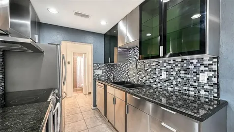 3681 Stokes Dr Drive Sarasota FL 34232