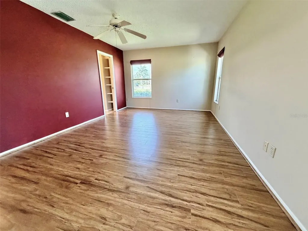 7302 9th Avenue W Bradenton FL 34209