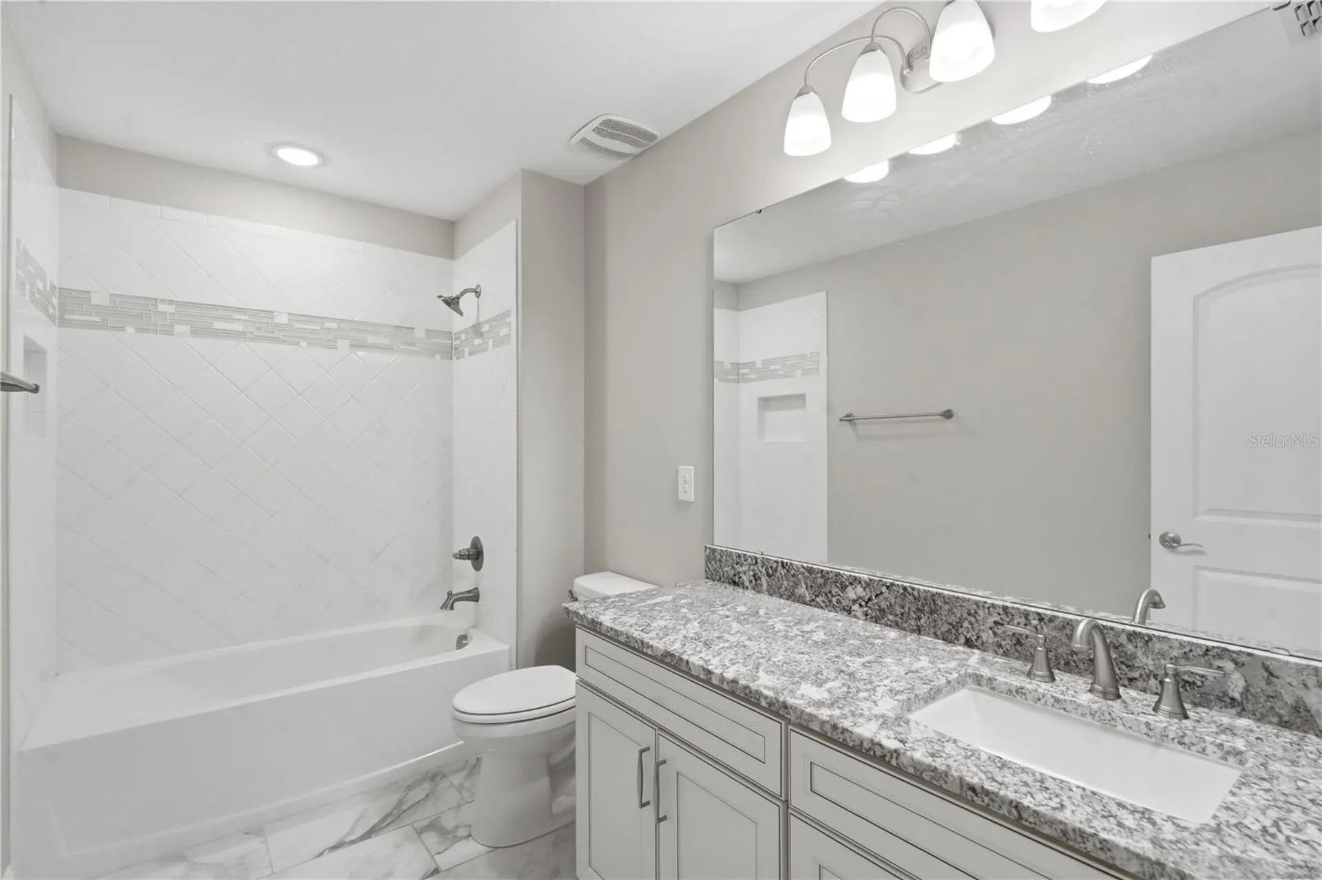 31707 Broadwater Avenue Leesburg FL 34748