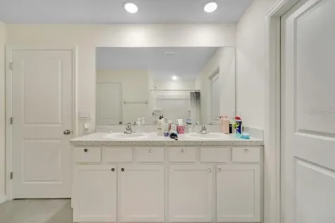 35704 Doveland Drive Zephyrhills FL 33541