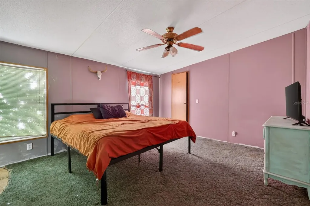 24301 Jefferson Street Astatula FL 34705
