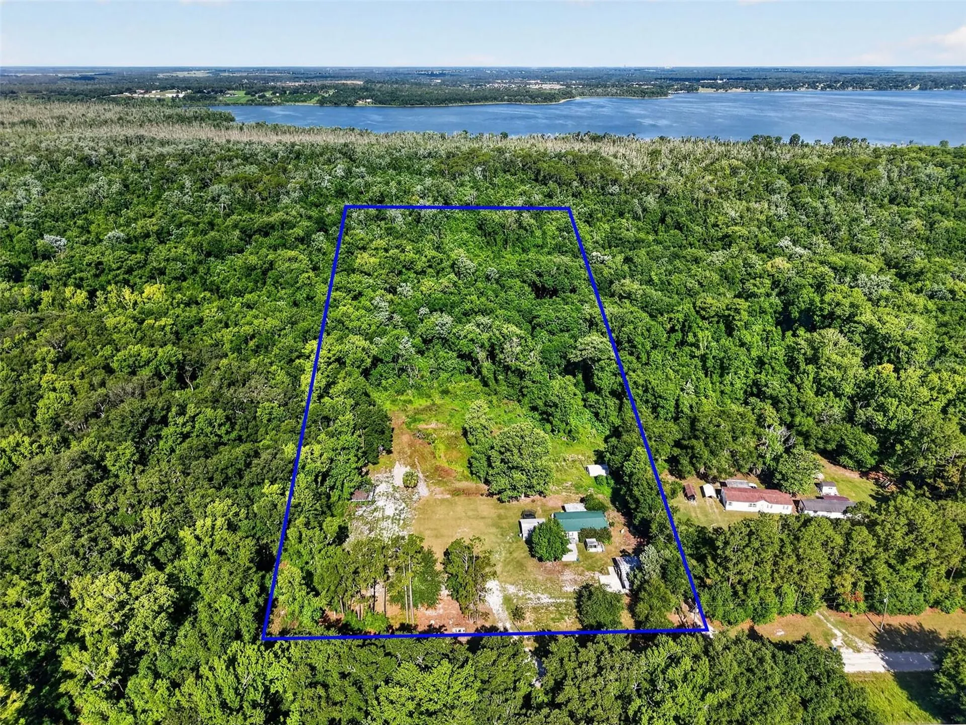 24301 Jefferson Street Astatula FL 34705