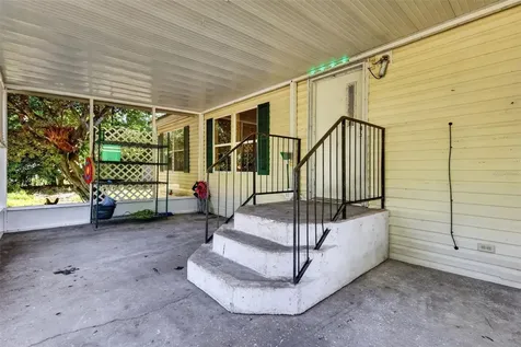 24301 Jefferson Street Astatula FL 34705