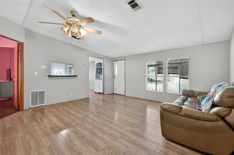 24301 Jefferson Street Astatula FL 34705