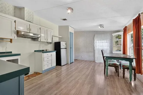 24301 Jefferson Street Astatula FL 34705