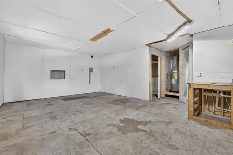 24301 Jefferson Street Astatula FL 34705