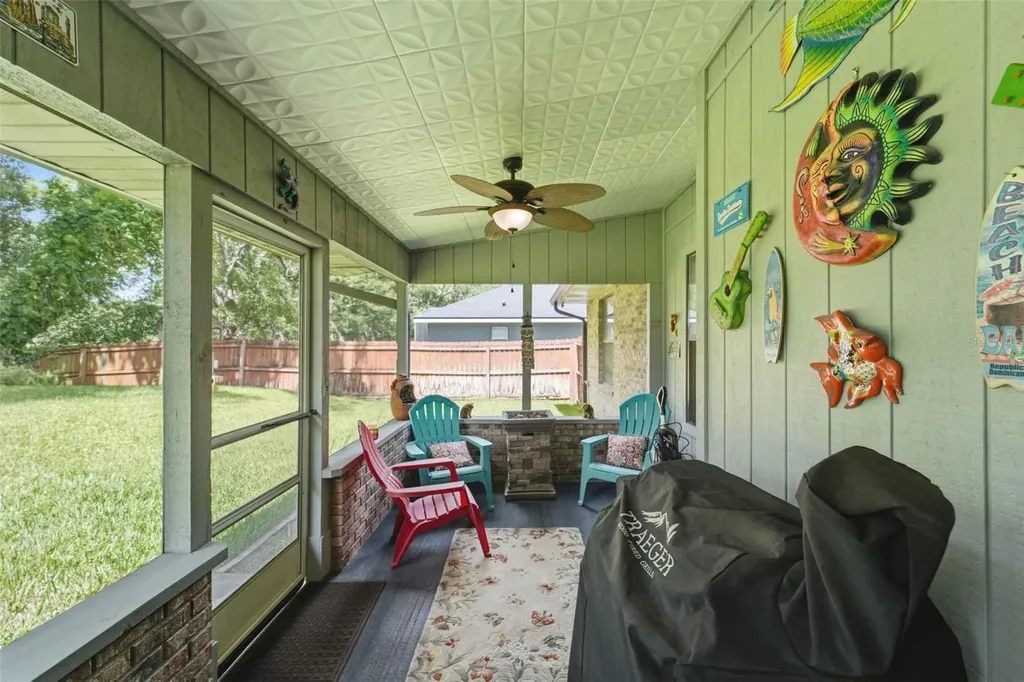 386 Lake Charles Road Deland FL 32724