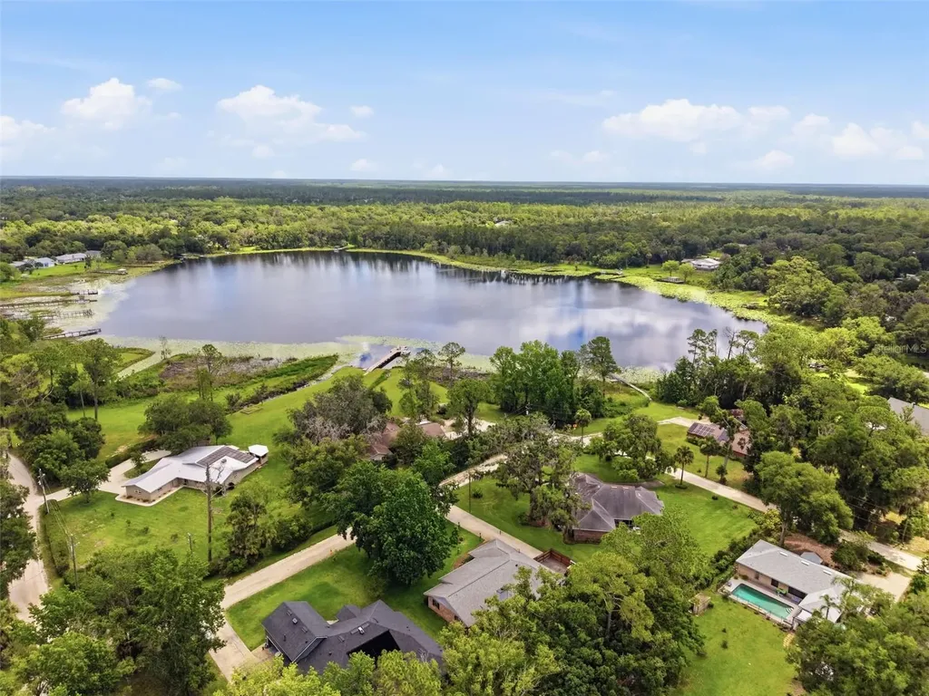 386 Lake Charles Road Deland FL 32724