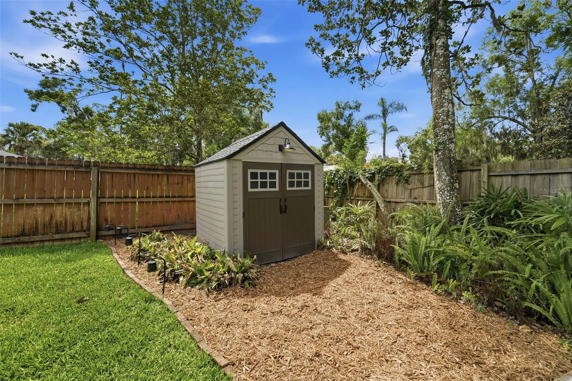 386 Lake Charles Road Deland FL 32724