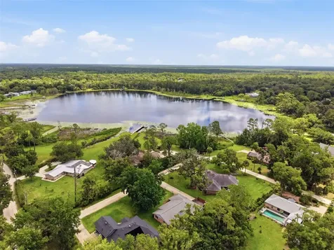 386 Lake Charles Road Deland FL 32724