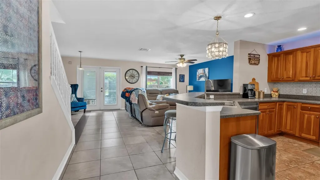 2523 White Sand Lane Clearwater FL 33763