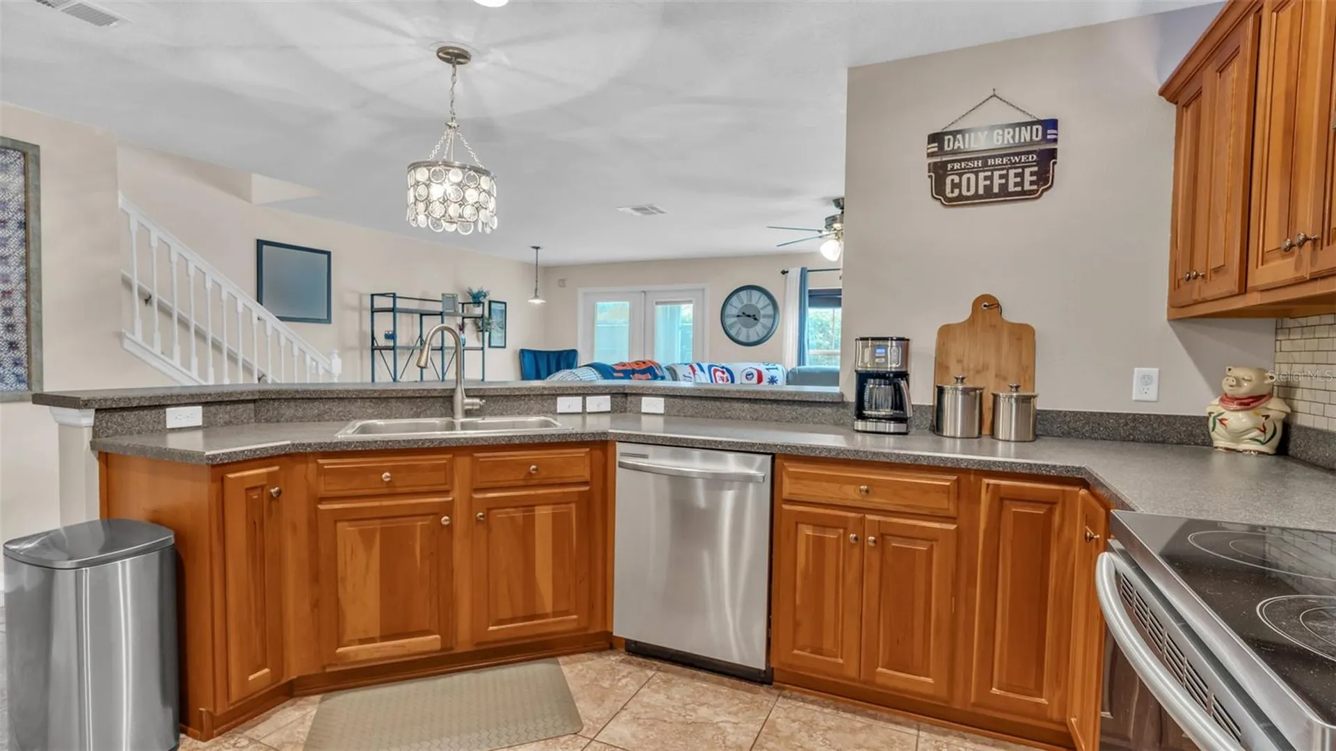2523 White Sand Lane Clearwater FL 33763
