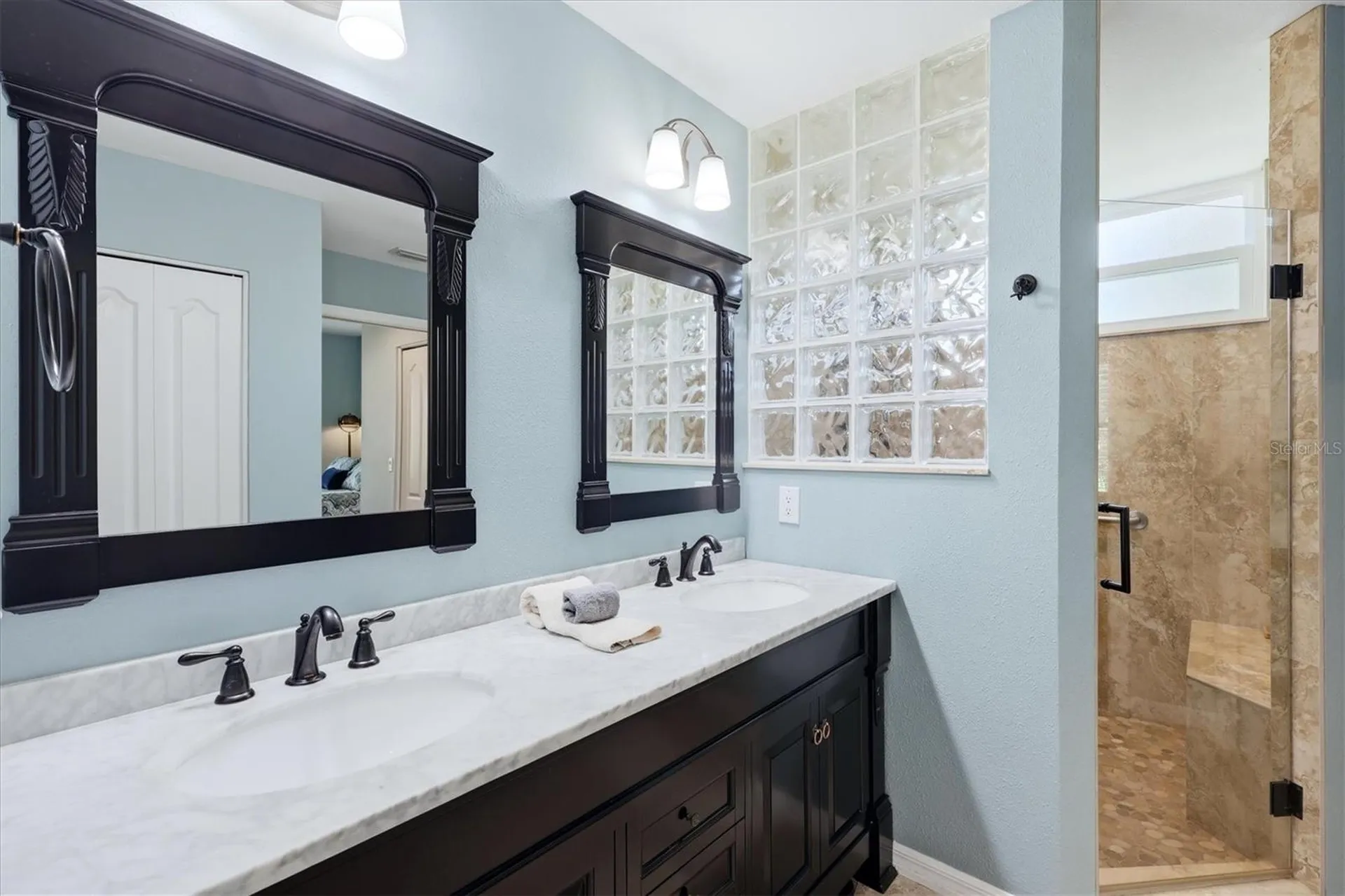 9540 High Gate Drive Sarasota FL 34238