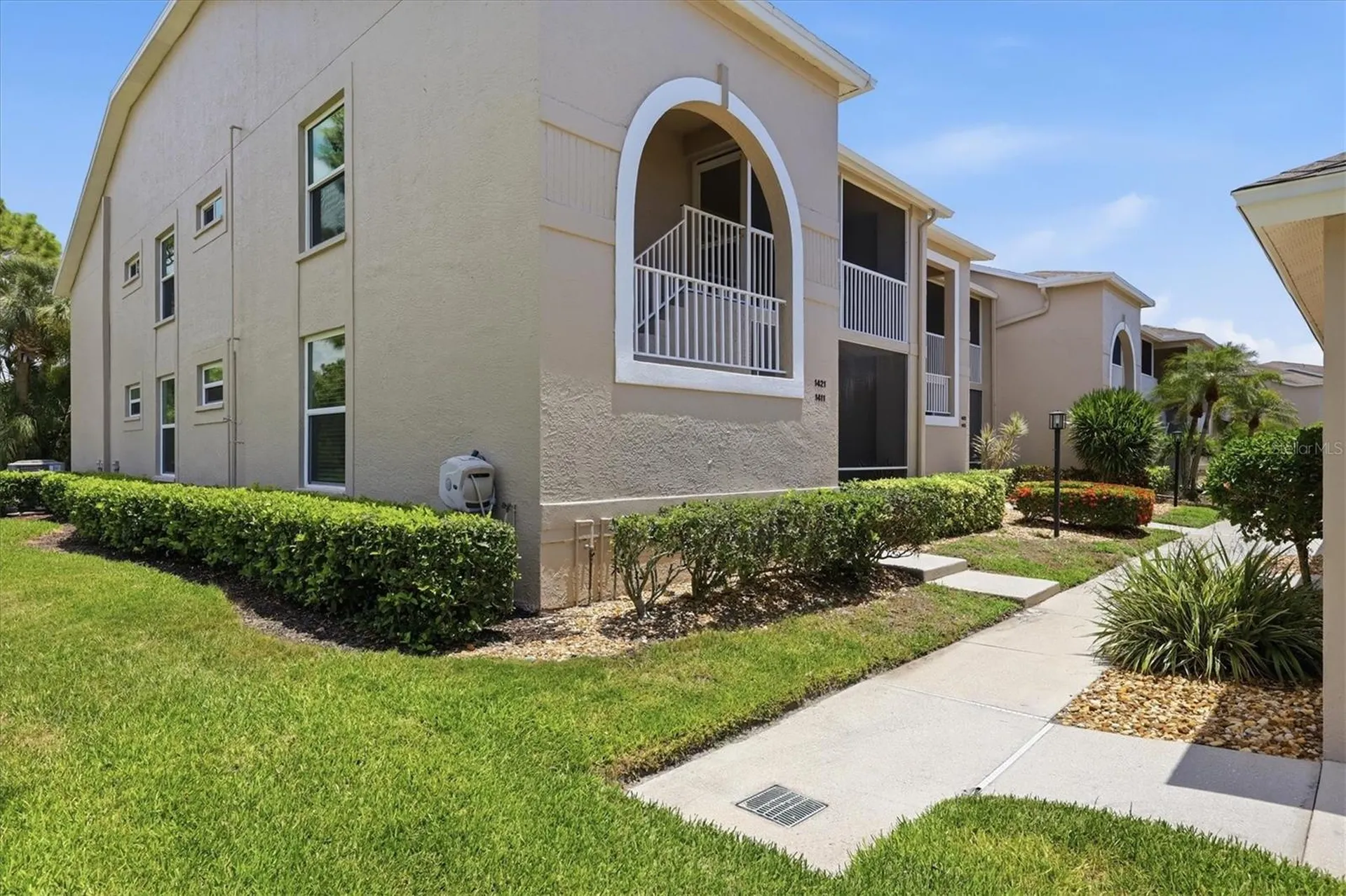 9540 High Gate Drive Sarasota FL 34238