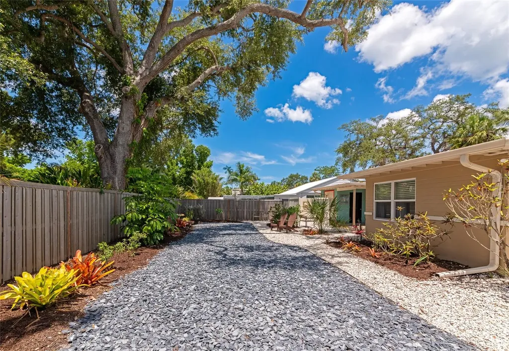 1034 N 22nd Street Sarasota FL 34234