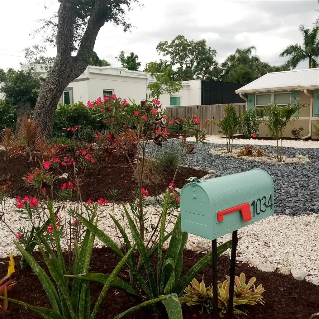 1034 N 22nd Street Sarasota FL 34234