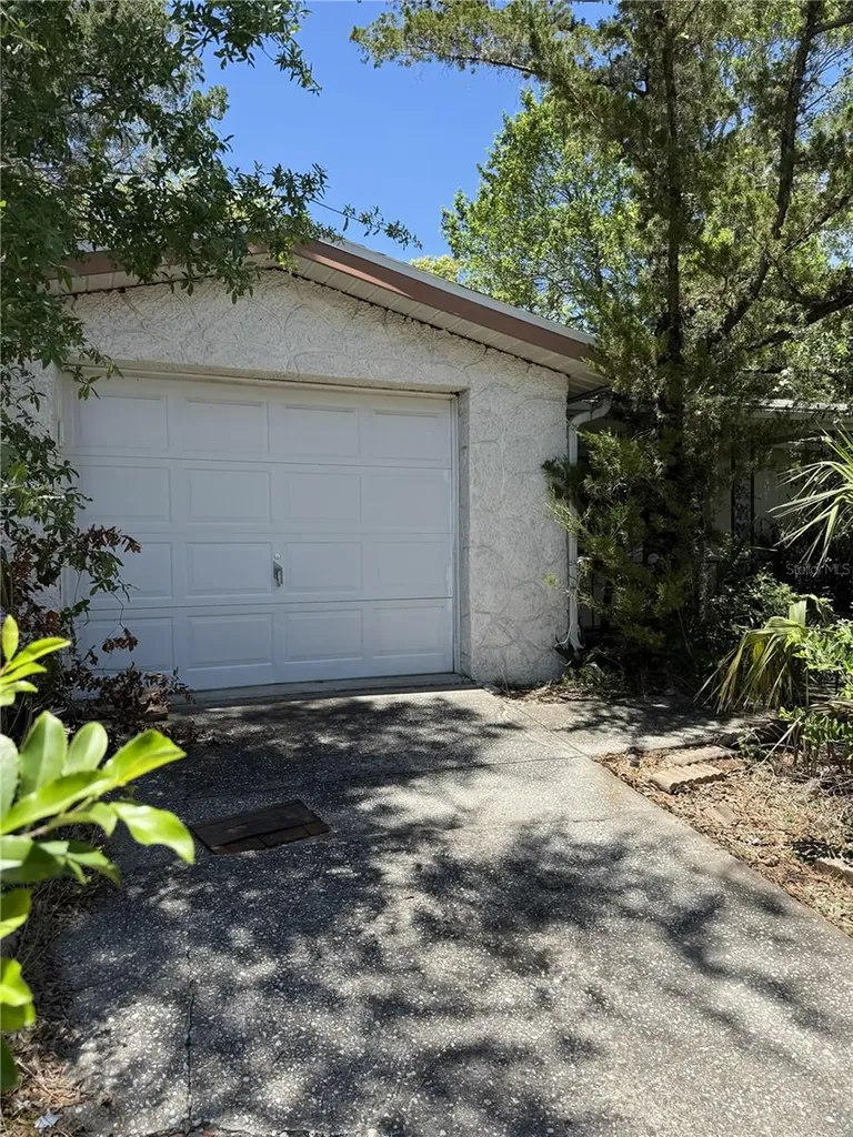 9401 Gray Fox Lane Port Richey FL 34668