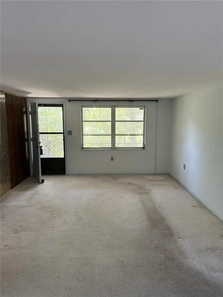 9401 Gray Fox Lane Port Richey FL 34668