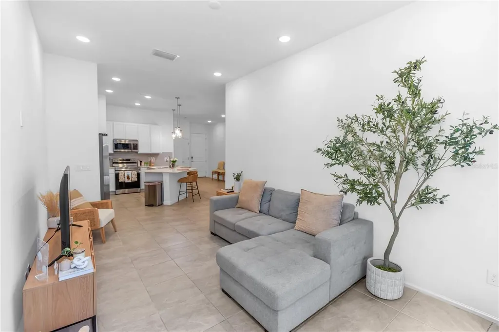 10340 Ebb Tide Lane Orlando FL 32821