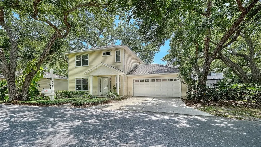 2304 63rd Street Court W Bradenton FL 34209