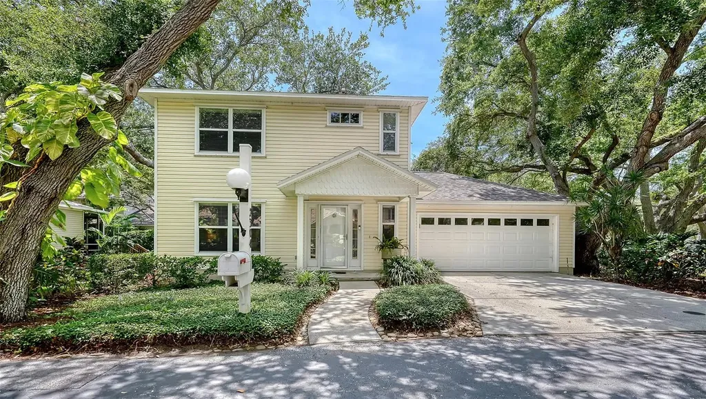 2304 63rd Street Court W Bradenton FL 34209