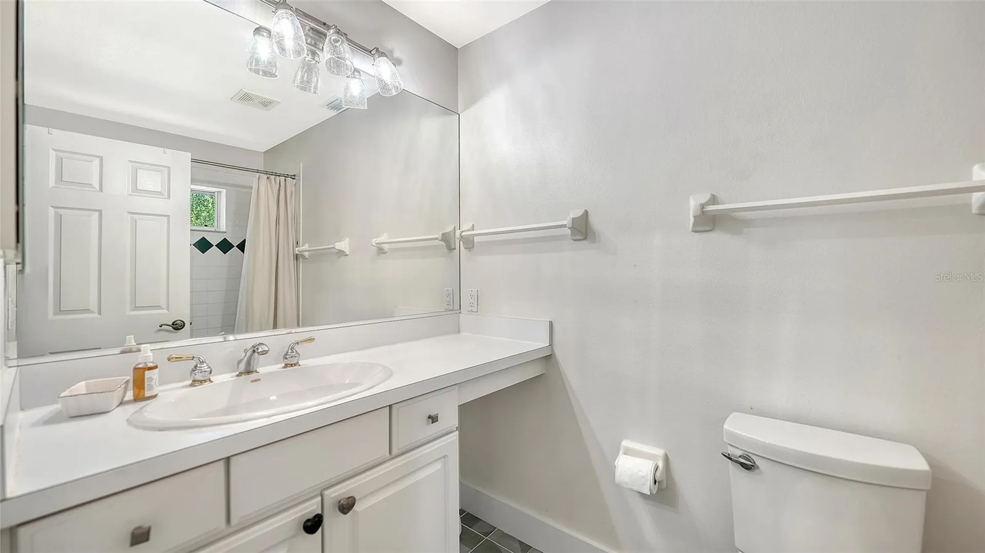 2304 63rd Street Court W Bradenton FL 34209