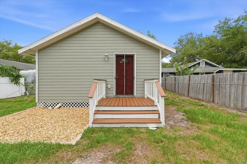 320 W Hancock Street Lakeland FL 33803