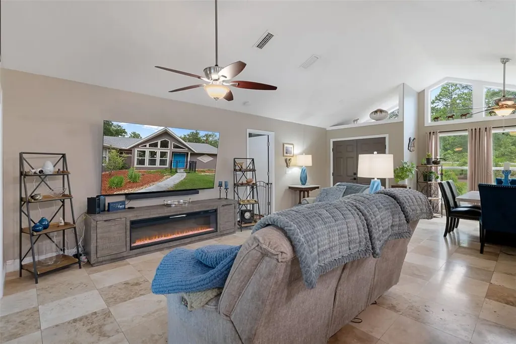 1501 E Bismark Street Hernando FL 34442