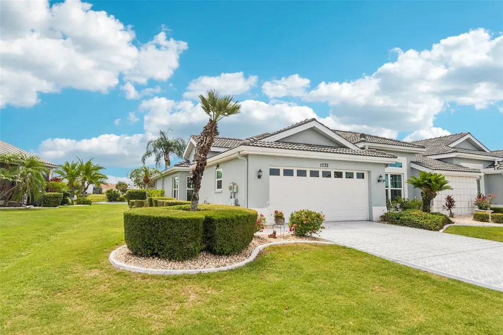 1732 S Pebble Beach Boulevard Sun City Center FL 33573