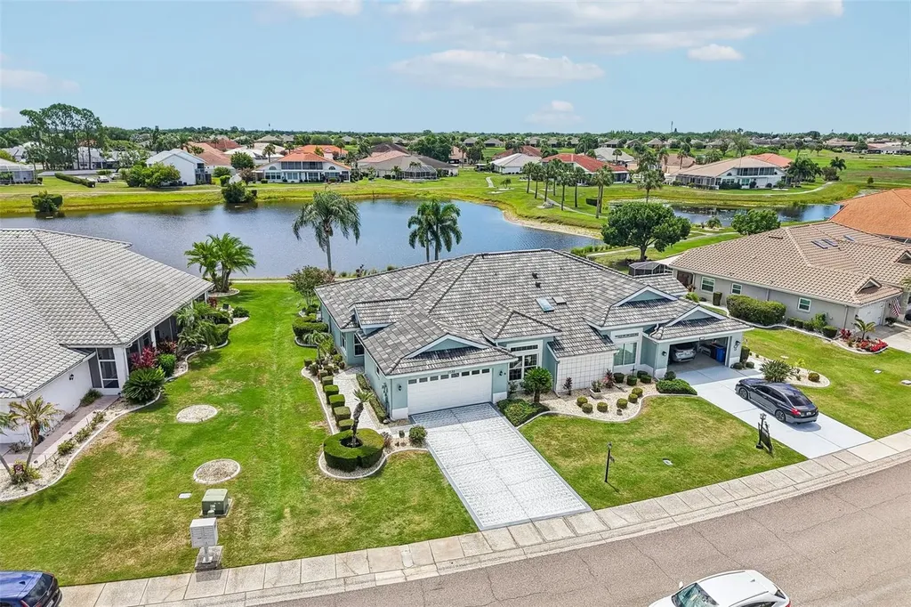 1732 S Pebble Beach Boulevard Sun City Center FL 33573