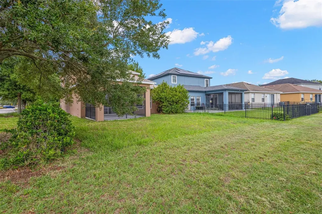 10284 Newminster Loop Ruskin FL 33573