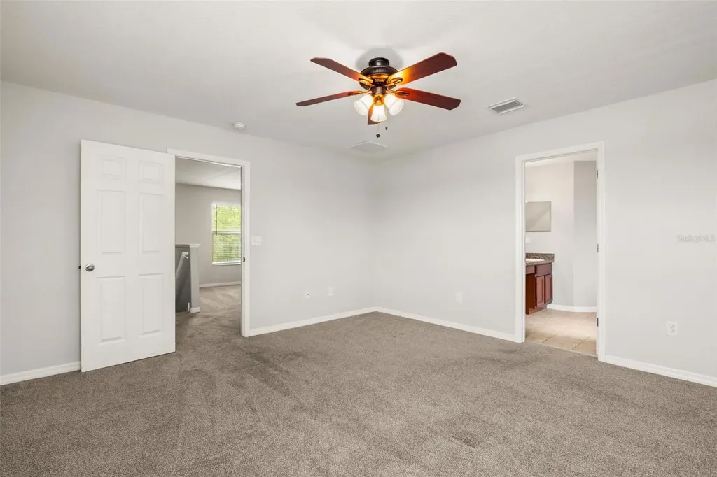 10284 Newminster Loop Ruskin FL 33573