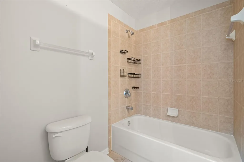 10284 Newminster Loop Ruskin FL 33573