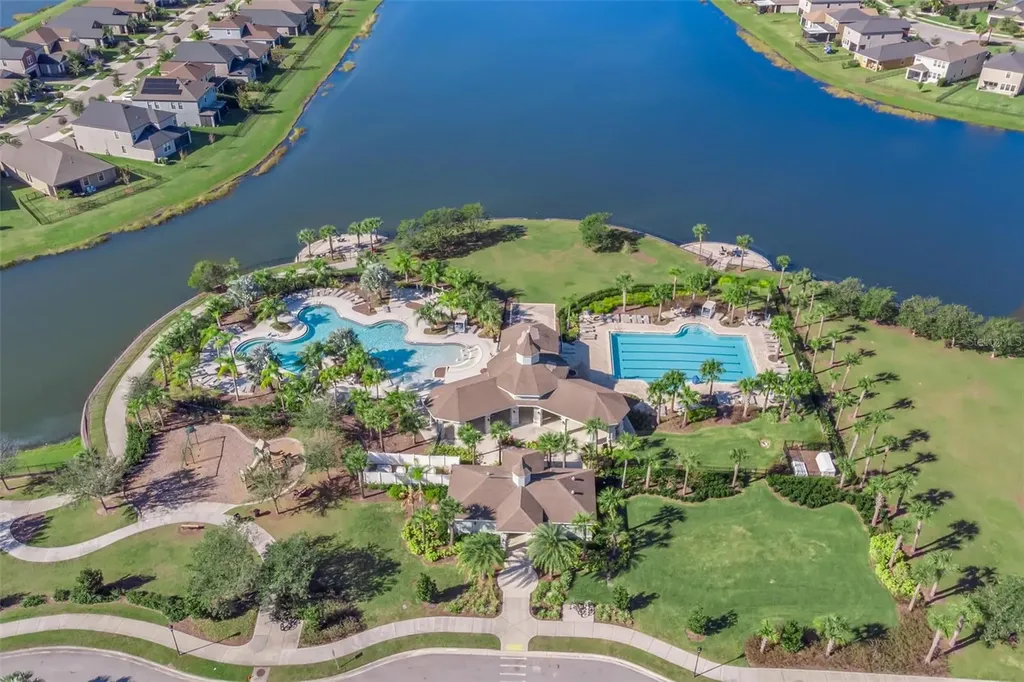 10284 Newminster Loop Ruskin FL 33573