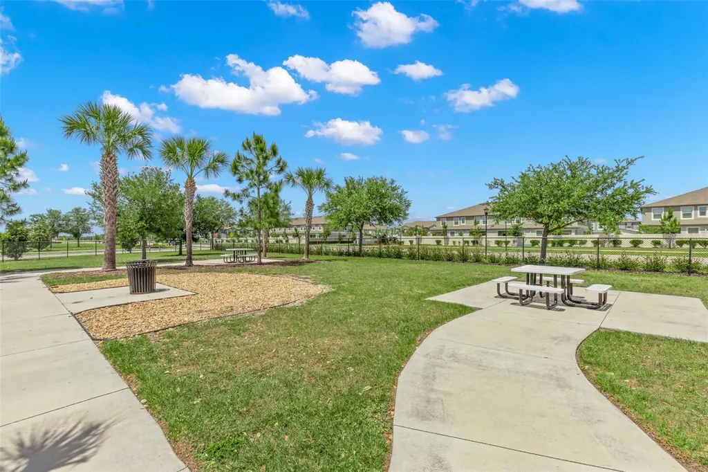 10284 Newminster Loop Ruskin FL 33573