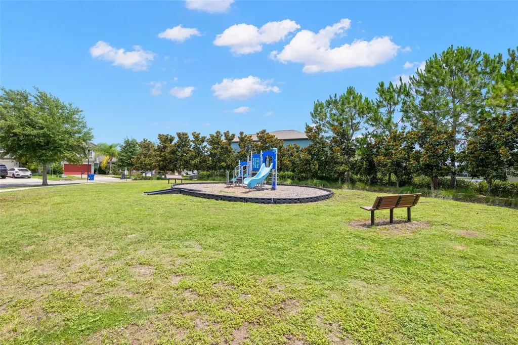 10284 Newminster Loop Ruskin FL 33573