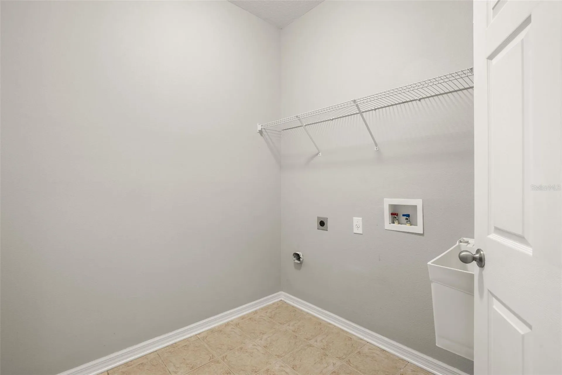 10284 Newminster Loop Ruskin FL 33573